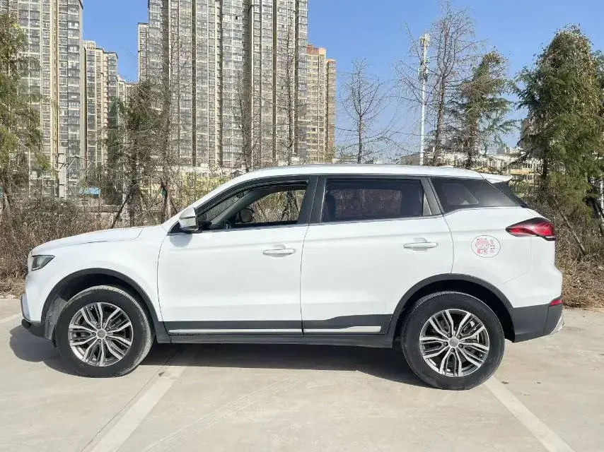 2020 GEELY AZKARRA thumbnail 3