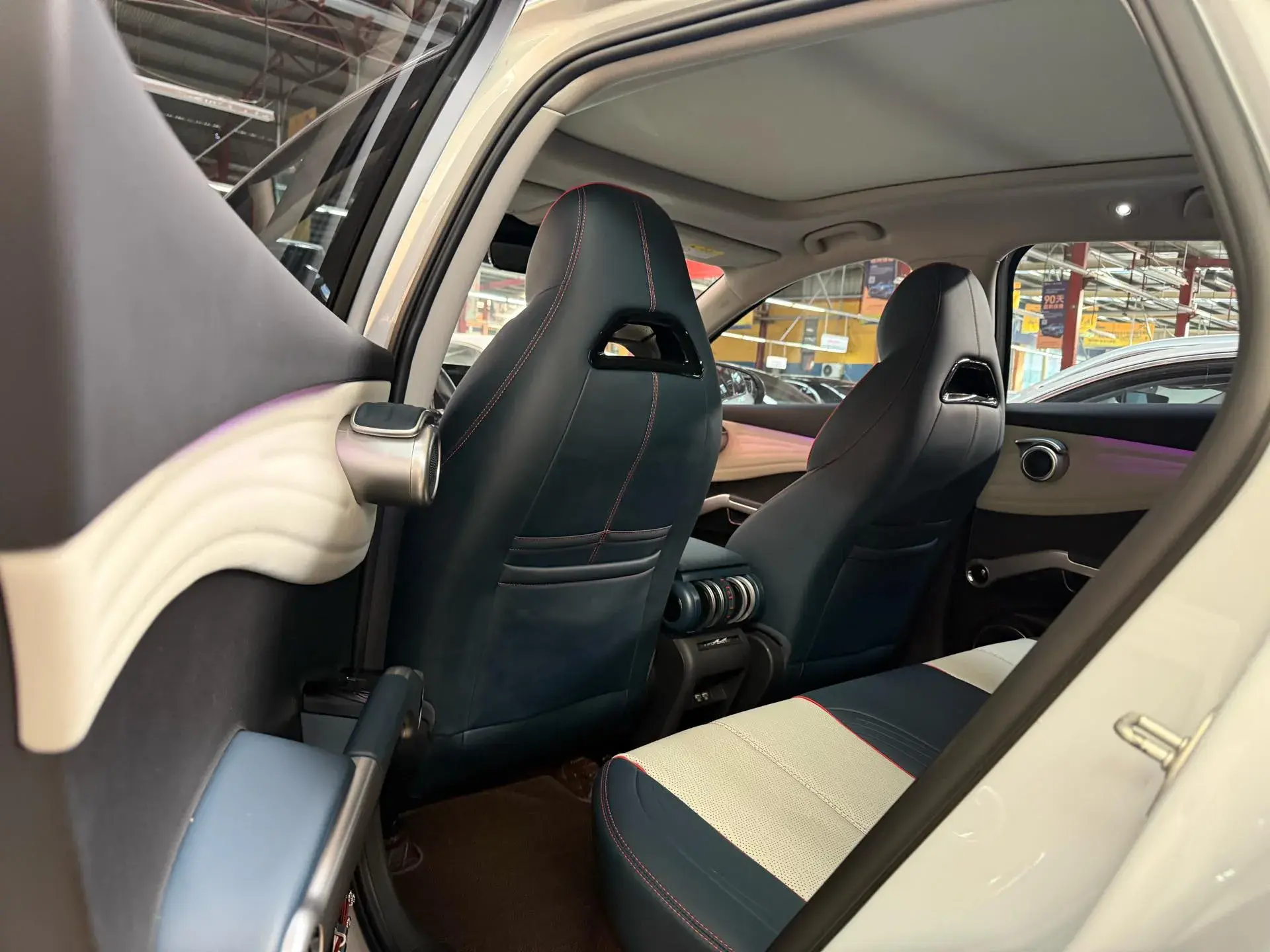 2022 BYD YUAN thumbnail 3