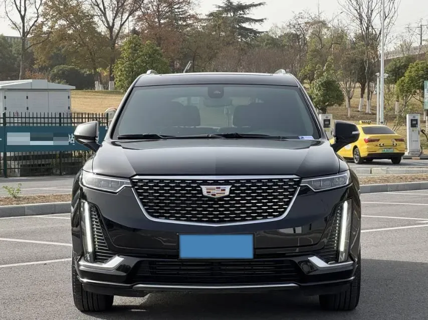 2022 Cadillac XT6 2.0T 237HP L4 9AT,autocango,china used car exporter,china ev exporter,chinese used car exporter,chinese used ev exporter