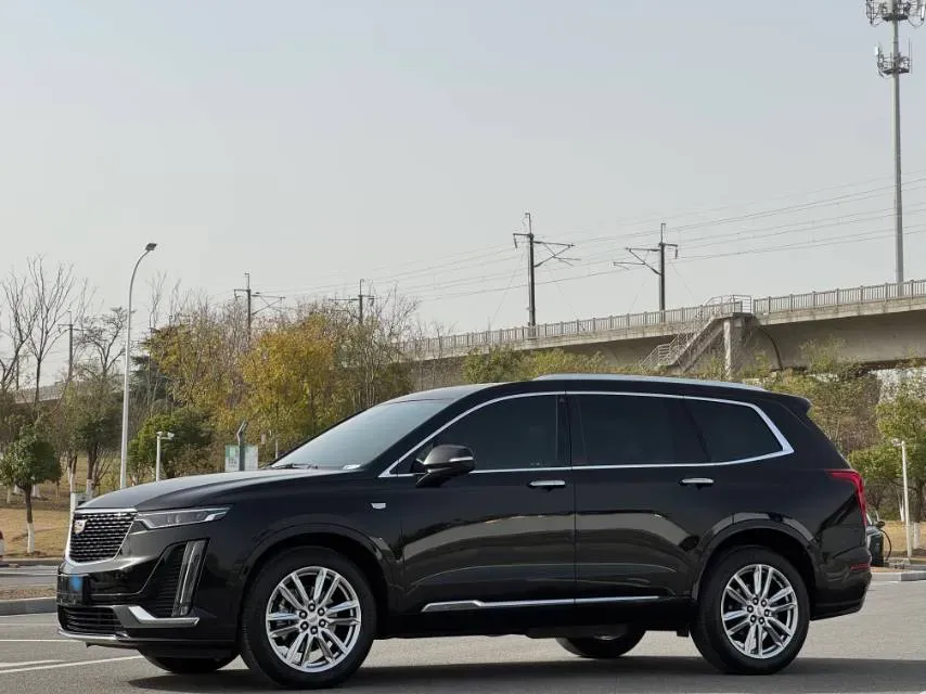 2022 Cadillac XT6 2.0T 237HP L4 9AT,autocango,china used car exporter,china ev exporter,chinese used car exporter,chinese used ev exporter