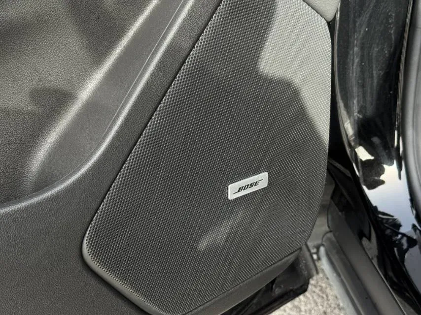 2022 Cadillac XT6 2.0T 237HP L4 9AT,autocango,china used car exporter,china ev exporter,chinese used car exporter,chinese used ev exporter