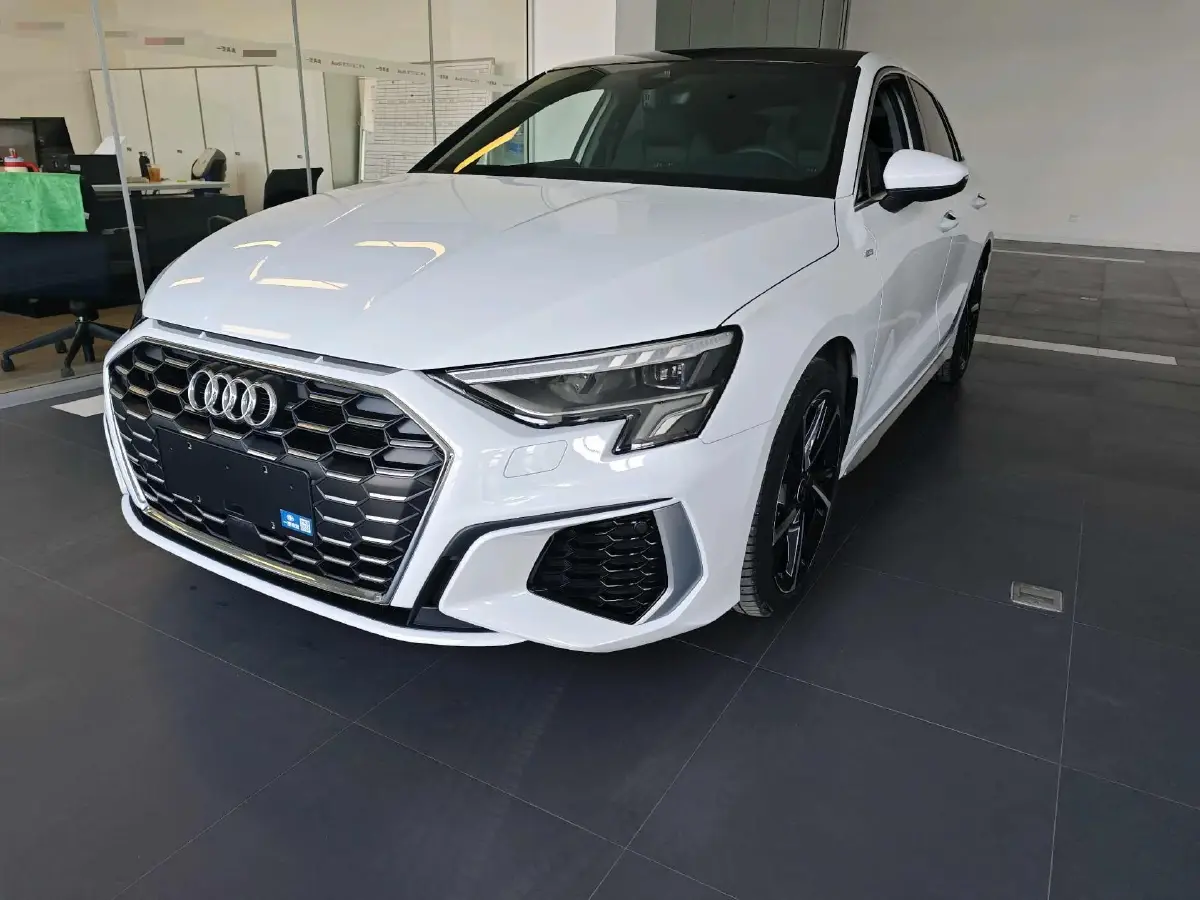 2022 Audi A3 1.4T 150HP L4 7DCT