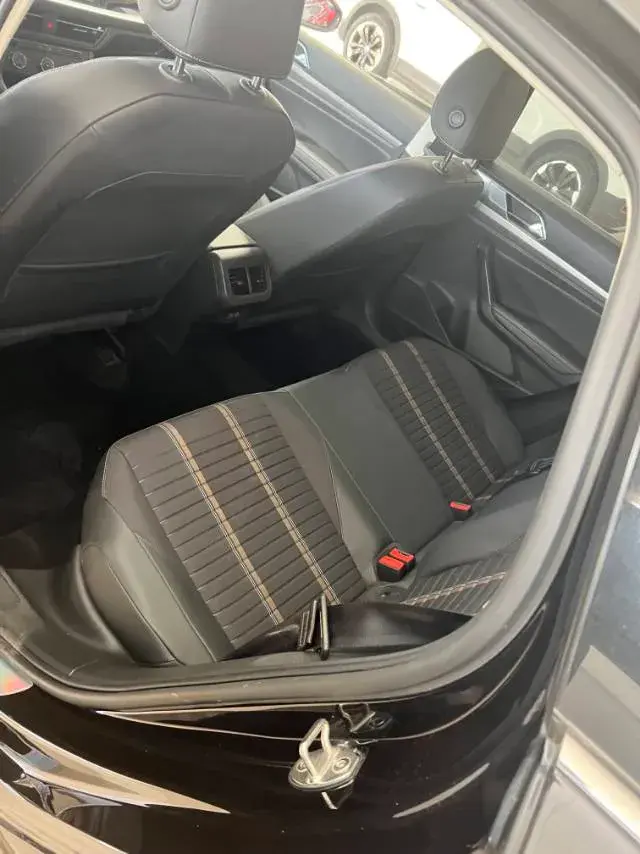 2018 VOLKSWAGEN LAVIDA thumbnail 2