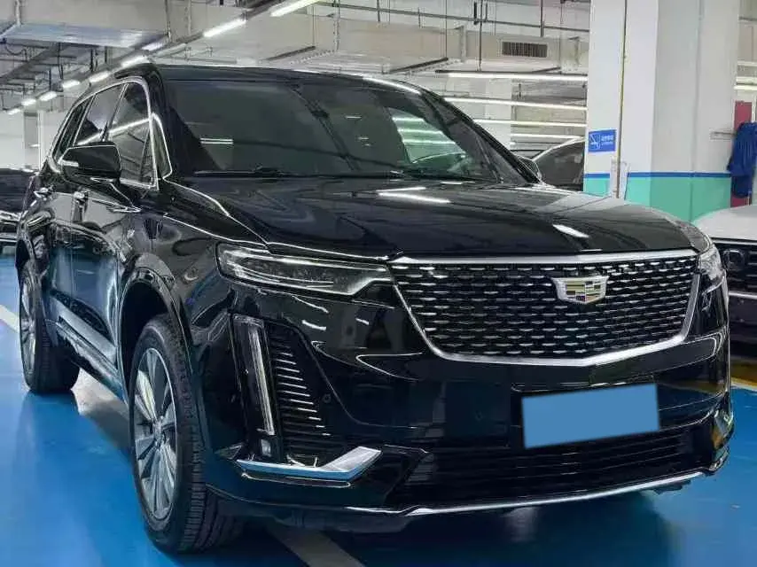 2022 CADILLAC XT6 thumbnail 3