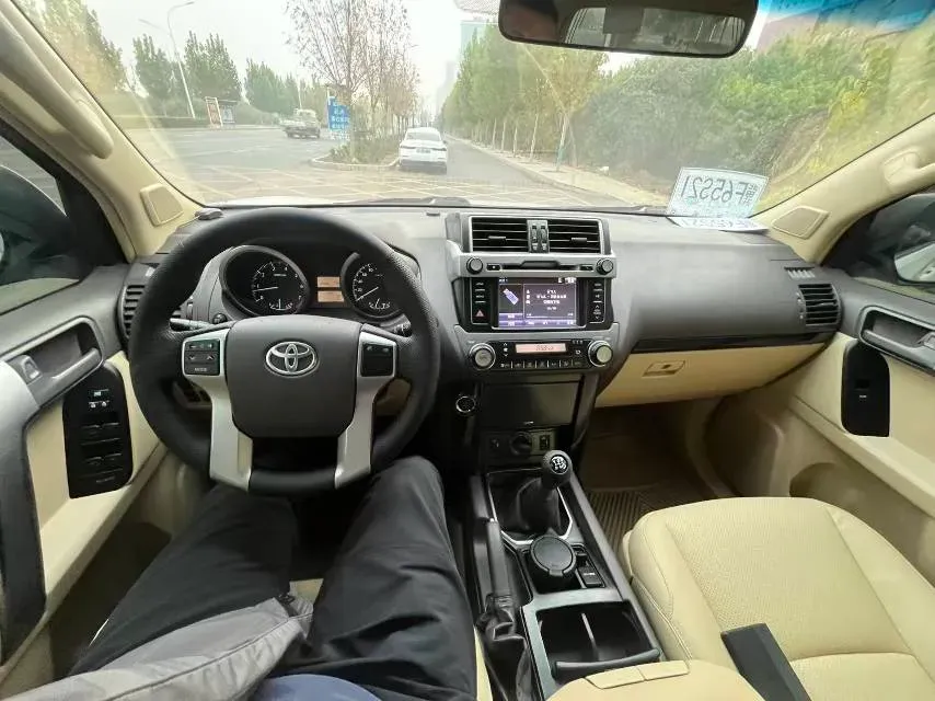 2015 Toyota Land Cruiser Prado 2.7L 159HP L4 5MT,autocango,china used car exporter,china ev exporter,chinese used car exporter,chinese used ev exporter