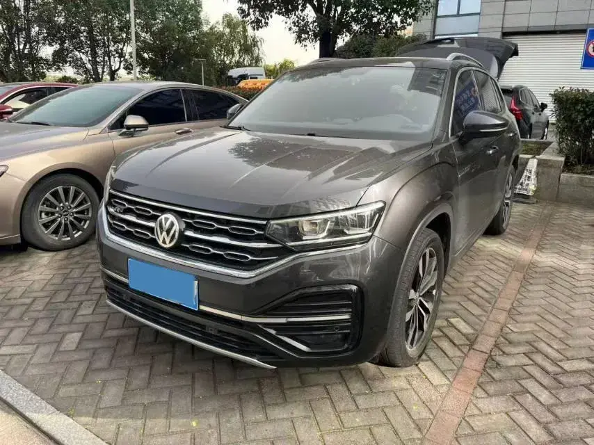 2019 Volkswagen Tayron 2.0T 220HP L4 7DCT