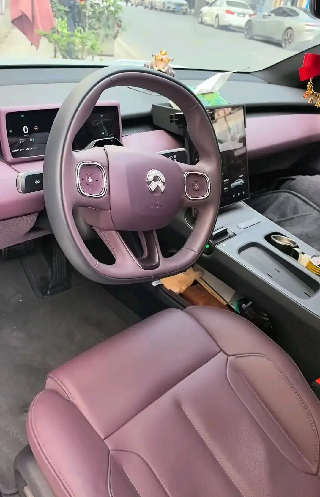 2024 NIO ET5 thumbnail 3