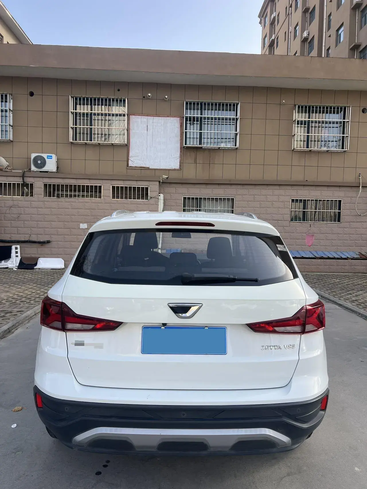 2020 JETTA VS5 thumbnail 4