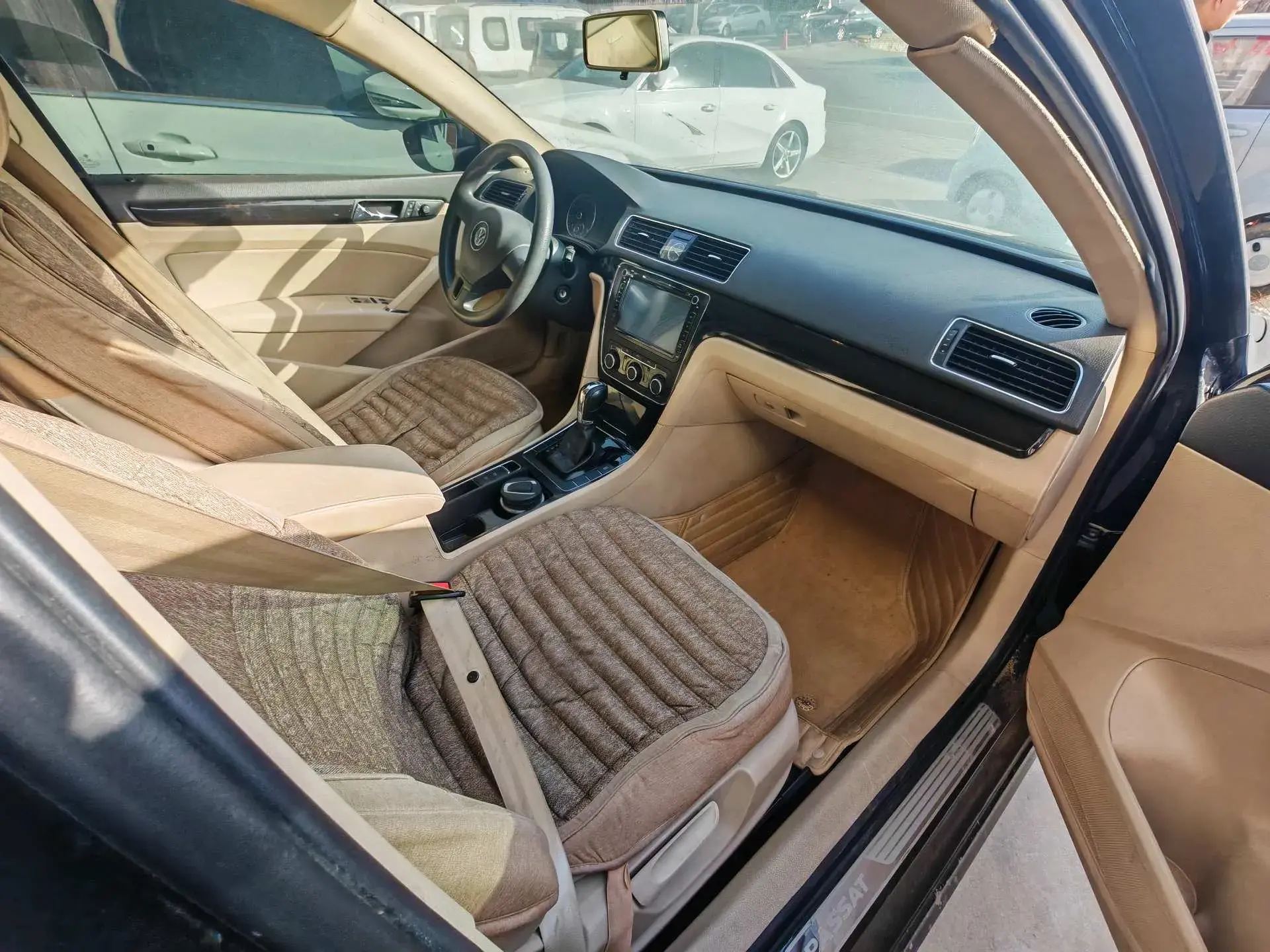 2014 VOLKSWAGEN PASSAT thumbnail 4