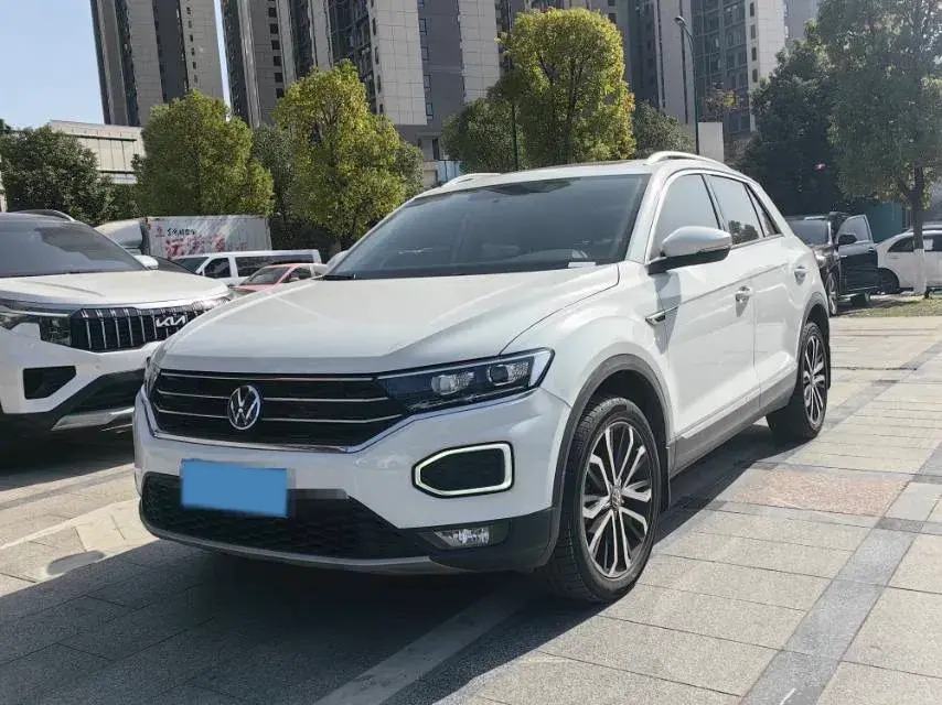 2021 Volkswagen T-Roc 1.4T 150HP L4 7DCT