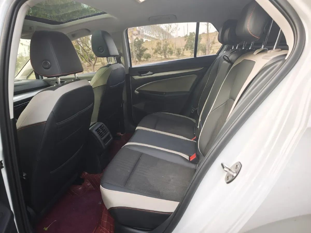 2021 Volkswagen Golf 1.4T 150HP L4 7DCT,autocango,china used car exporter,china ev exporter,chinese used car exporter,chinese used ev exporter