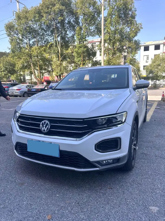 2019 Volkswagen T-Roc 1.4T 150HP L4 7DCT