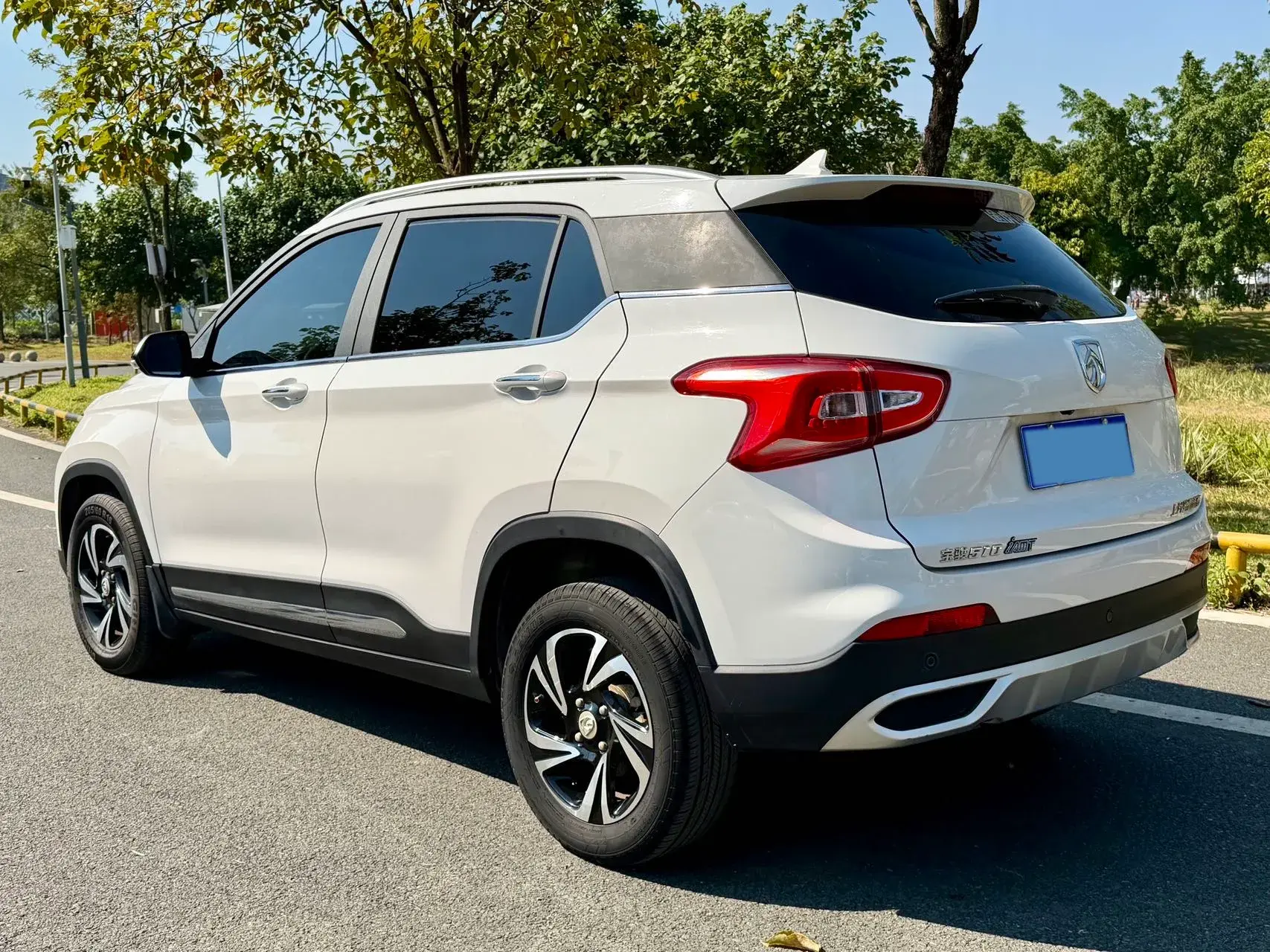 2017 BAOJUN 510 thumbnail 4