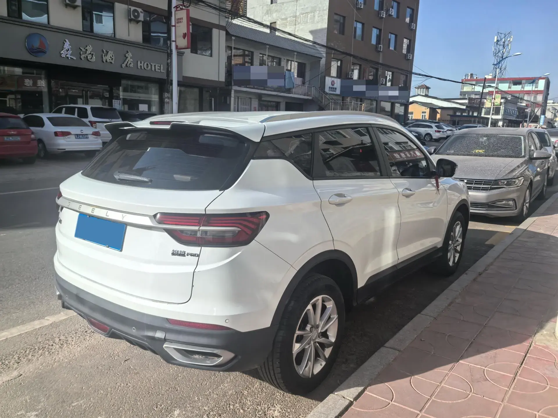 2020 GEELY COOLRAY thumbnail 4