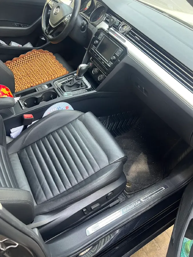 2019 Volkswagen Magotan 2.0T 186HP L4 7DCT,autocango,china used car exporter,china ev exporter,chinese used car exporter,chinese used ev exporter