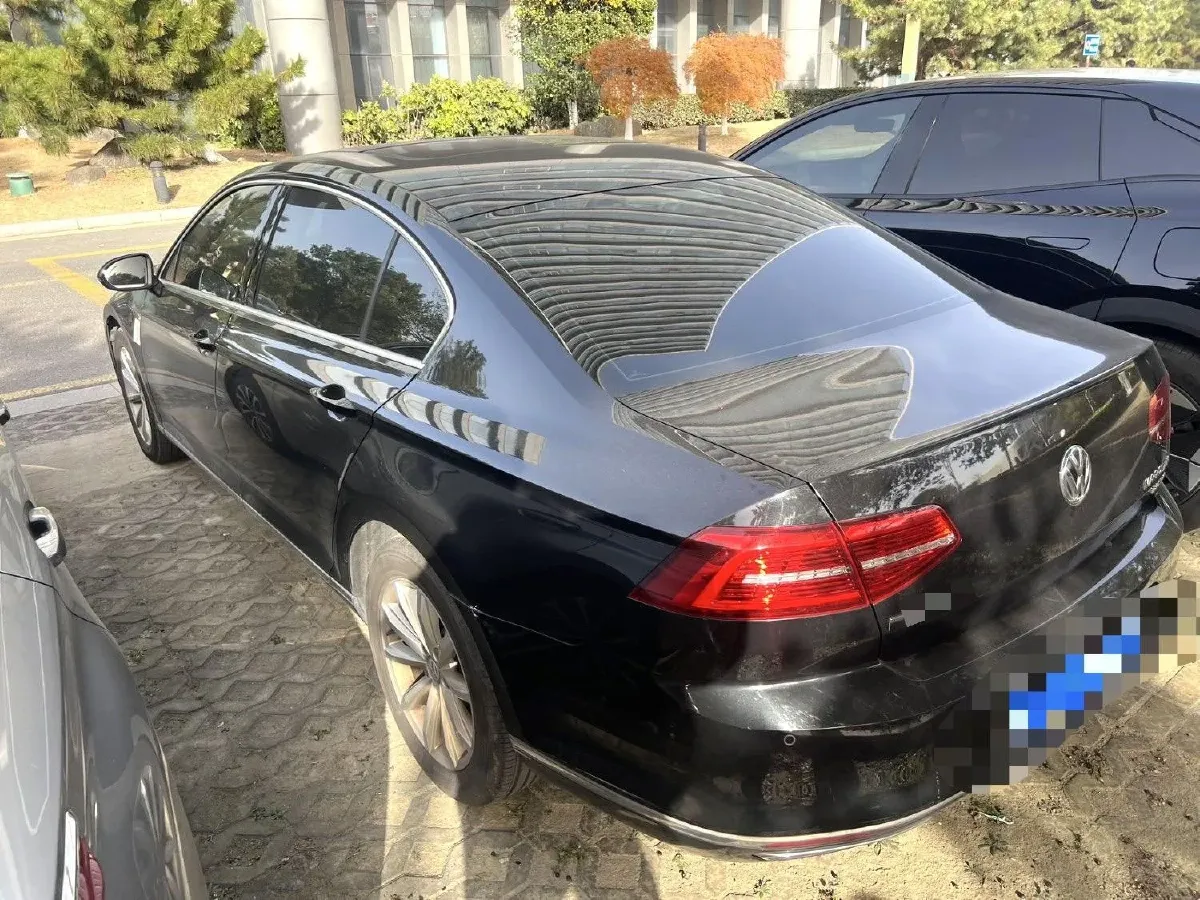 2019 Volkswagen Magotan 2.0T 186HP L4 7DCT,autocango,china used car exporter,china ev exporter,chinese used car exporter,chinese used ev exporter