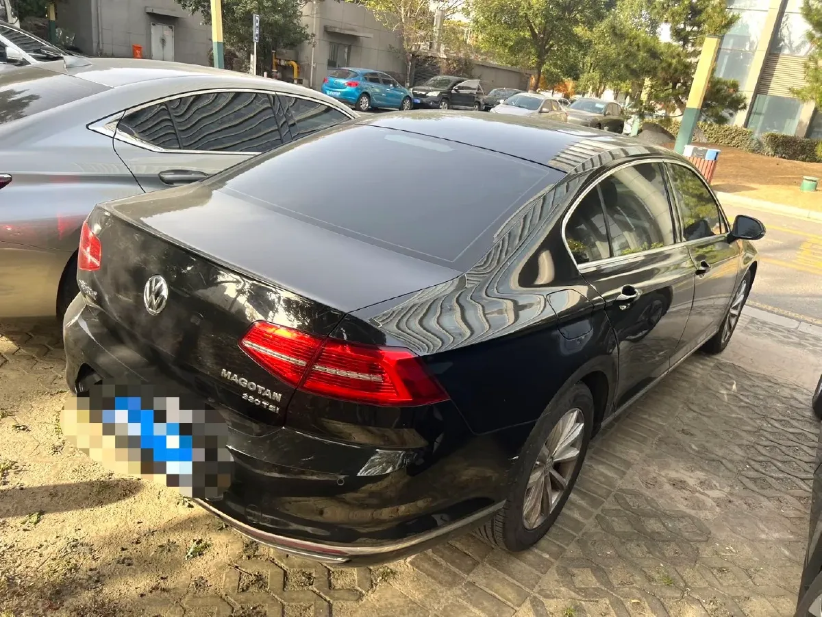 2019 Volkswagen Magotan 2.0T 186HP L4 7DCT,autocango,china used car exporter,china ev exporter,chinese used car exporter,chinese used ev exporter