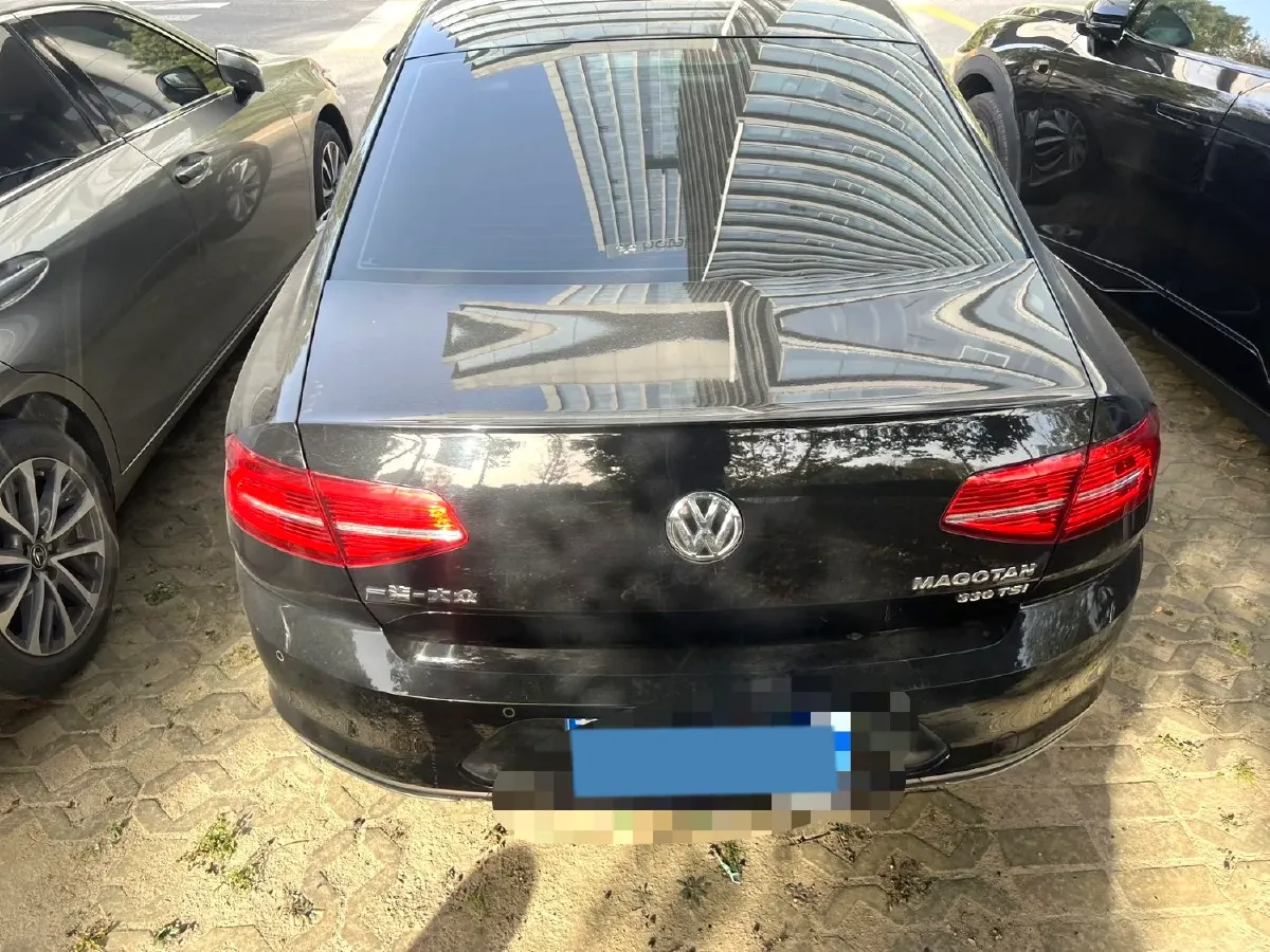 2019 Volkswagen Magotan 2.0T 186HP L4 7DCT,autocango,china used car exporter,china ev exporter,chinese used car exporter,chinese used ev exporter