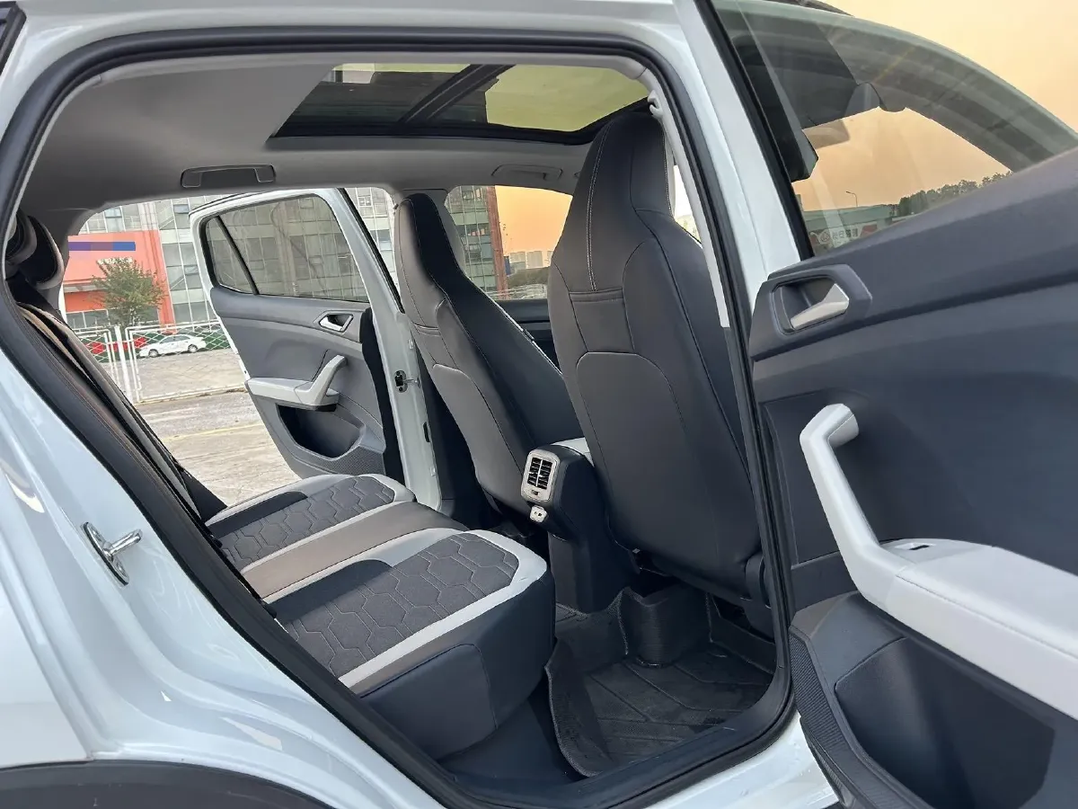 2026 Volkswagen Tharu 1.5L 110HP L4 6AT,autocango,china used car exporter,china ev exporter,chinese used car exporter,chinese used ev exporter