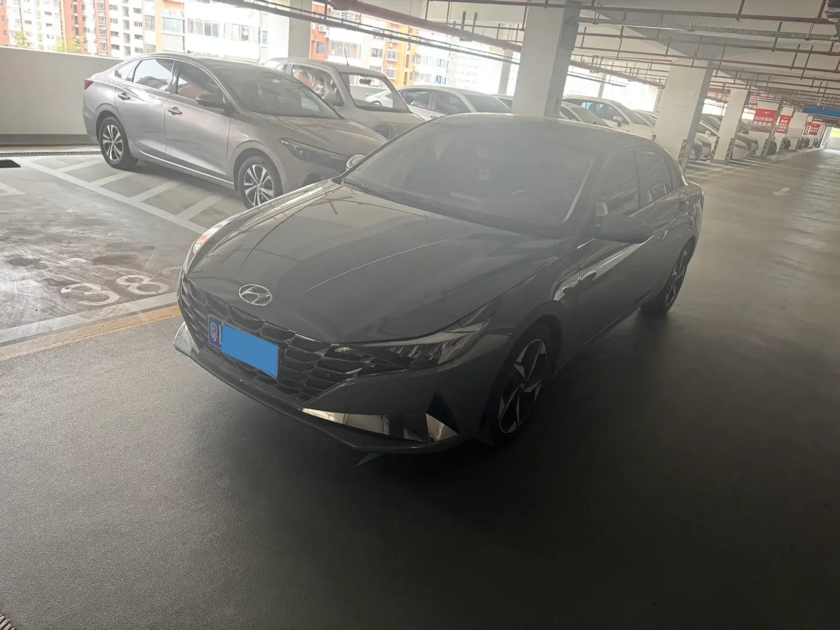 2022 HYUNDAI ELANTRA view 1