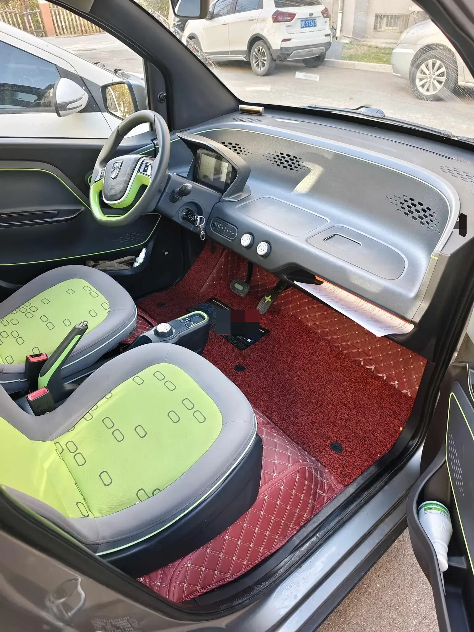 2017 BAOJUN E100 thumbnail 3