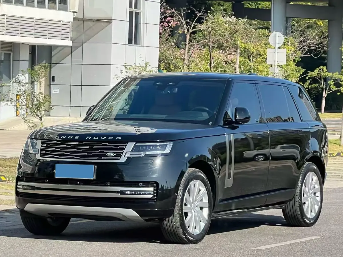 2024 Land Rover Range Rover 3.0T 400HP L6 8AT
