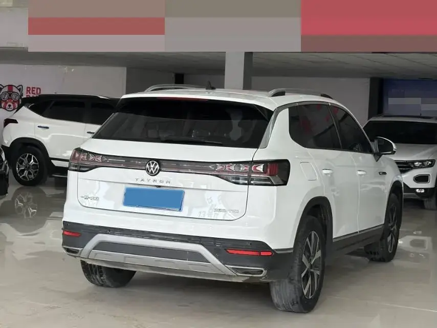2023 VOLKSWAGEN TAYRON thumbnail 4