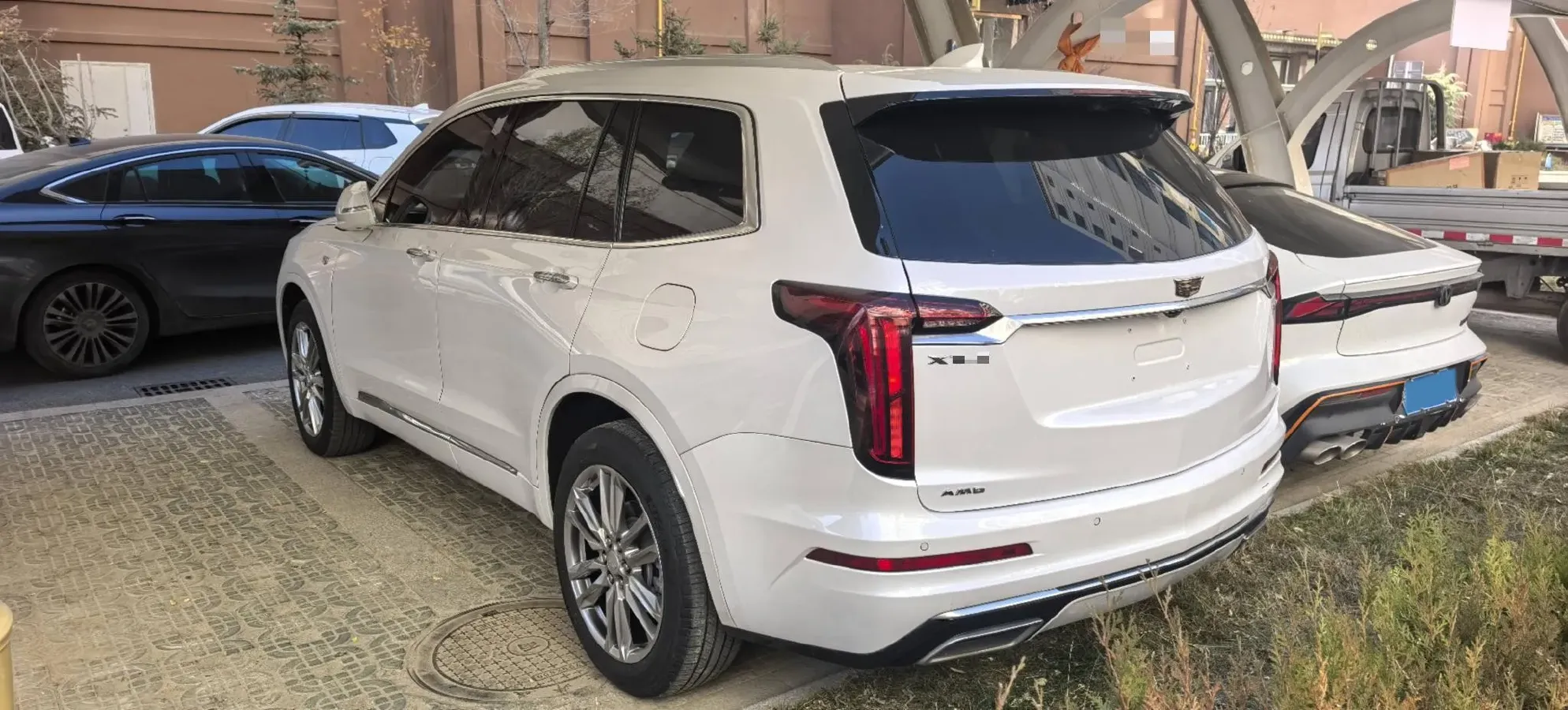 2022 Cadillac XT6 2.0T 237HP L4 9AT,autocango,china used car exporter,china ev exporter,chinese used car exporter,chinese used ev exporter