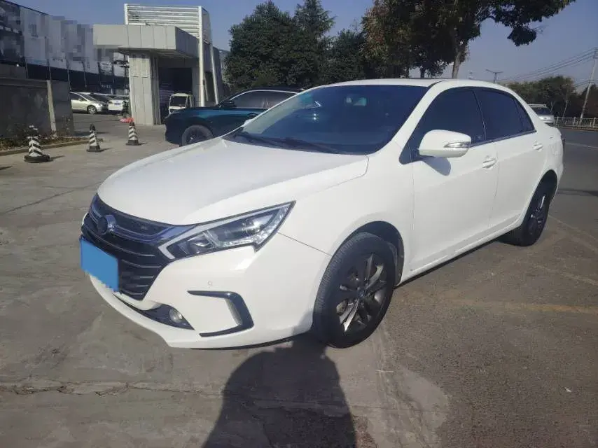 2018 BYD Qin 1.5T 154HP L4 6DCT PHEV 15.2KWH