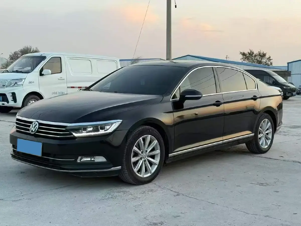 2017 Volkswagen Magotan 1.8T 180HP L4 7DCT