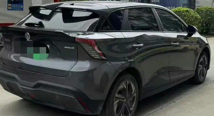 2023 MG MG4 thumbnail 2