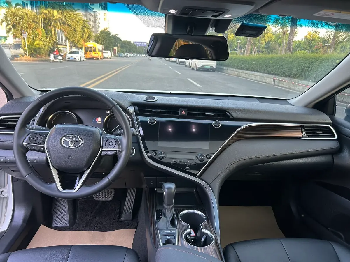 2019 Toyota Camry 2.5L 209HP L4 8AT,autocango,china used car exporter,china ev exporter,chinese used car exporter,chinese used ev exporter