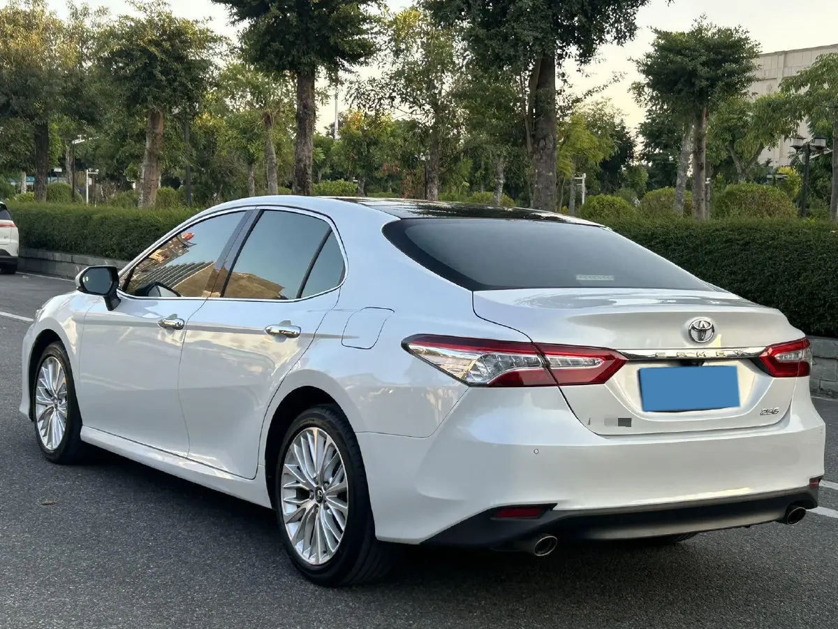 2019 Toyota Camry 2.5L 209HP L4 8AT,autocango,china used car exporter,china ev exporter,chinese used car exporter,chinese used ev exporter