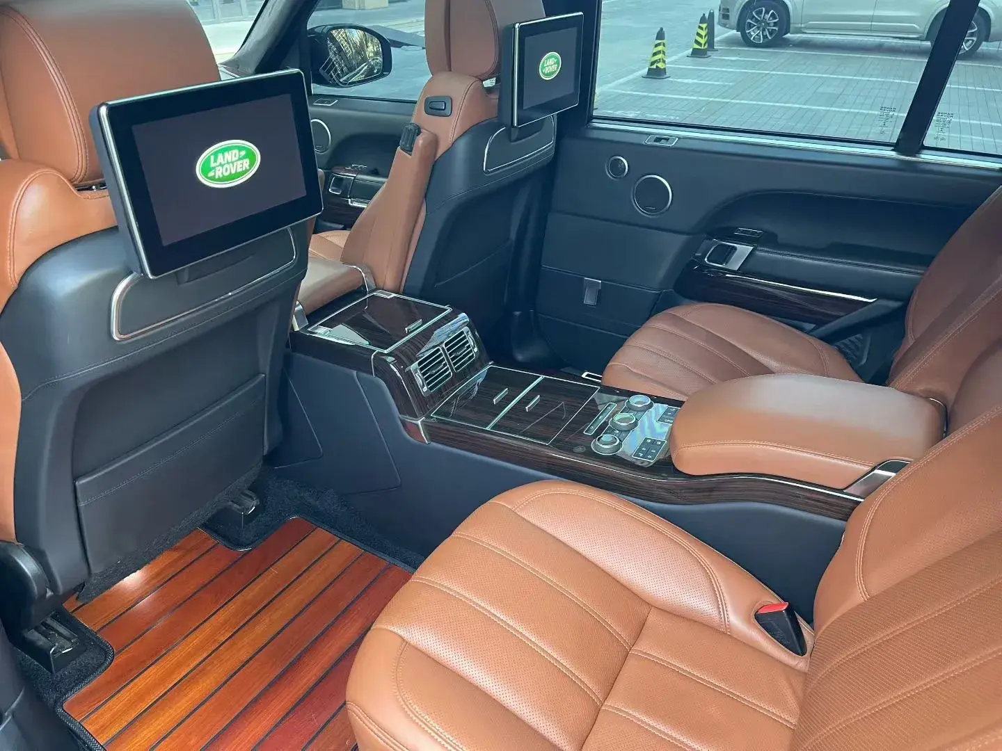 2016 LAND ROVER thumbnail 3