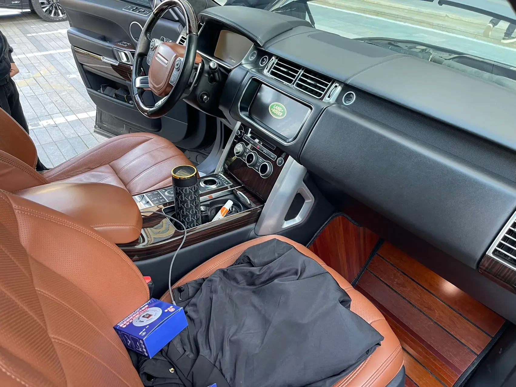 2016 LAND ROVER thumbnail 4