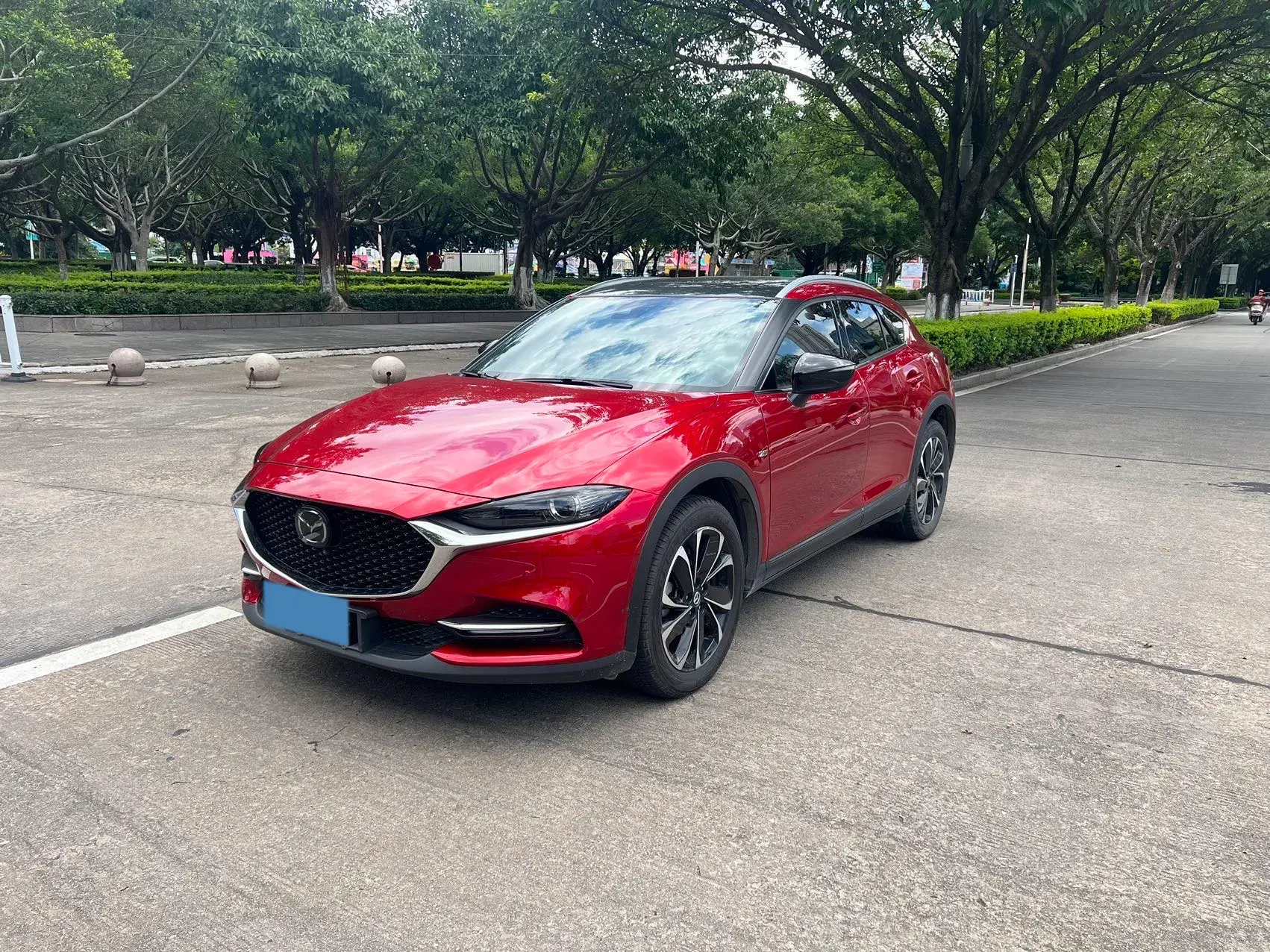 2020 MAZDA CX-4 view 1