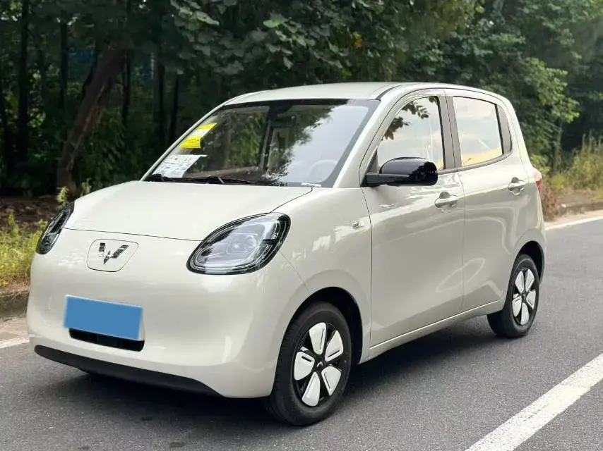 2025 WuLing ZhiGuang BEV 17.7KWH