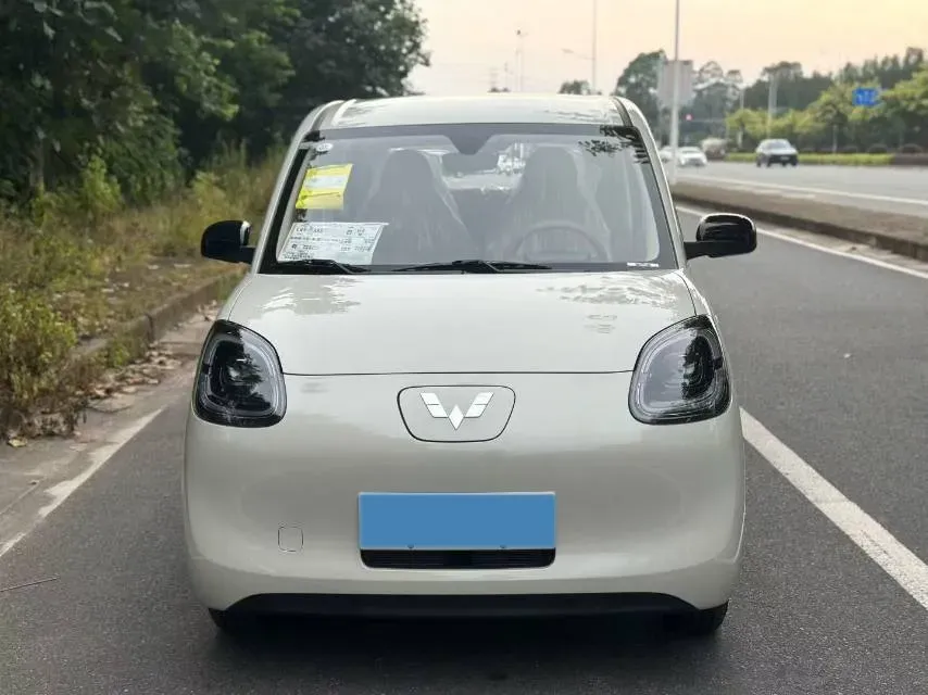 2025 WuLing ZhiGuang BEV 17.7KWH,autocango,china used car exporter,china ev exporter,chinese used car exporter,chinese used ev exporter