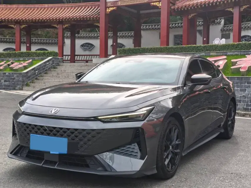 2023 CHANGAN UNI-V view 1