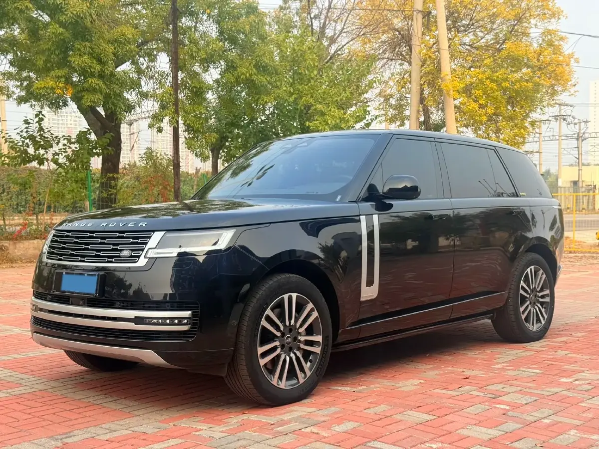 2023 Land Rover Range Rover 3.0T 400HP L6 8AT