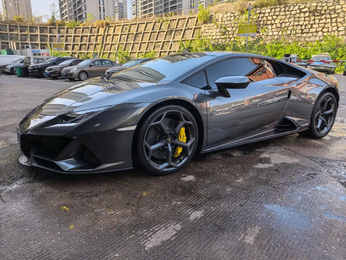 2019 Lamborghini Huracán 5.2L 640HP V10 7DCT