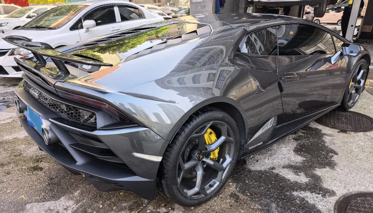 2019 LAMBORGHINI HURACÁN thumbnail 3