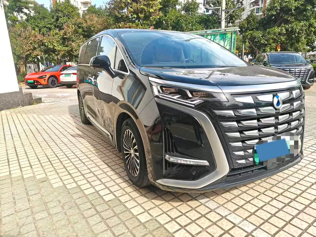 2024 Denza D9 1.5T 139HP L4 E-CVT PHEV 40KWH,autocango,china used car exporter,china ev exporter,chinese used car exporter,chinese used ev exporter