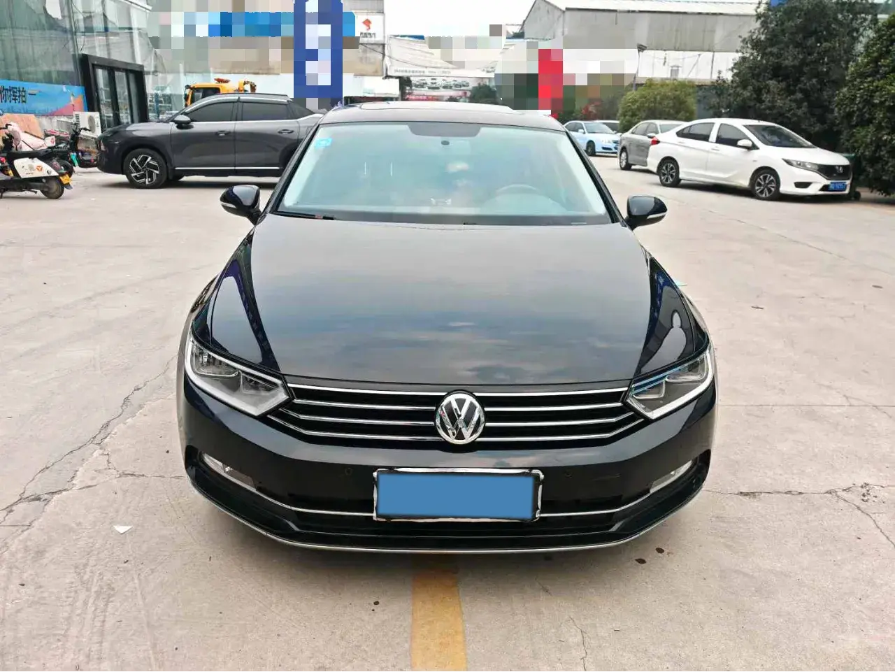 2018 VOLKSWAGEN MAGOTAN thumbnail 3