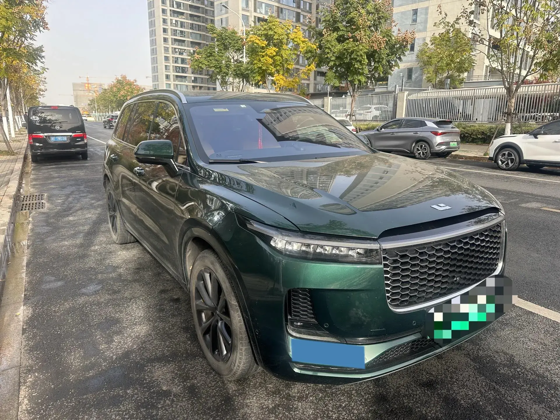 2021 LI ONE thumbnail 3