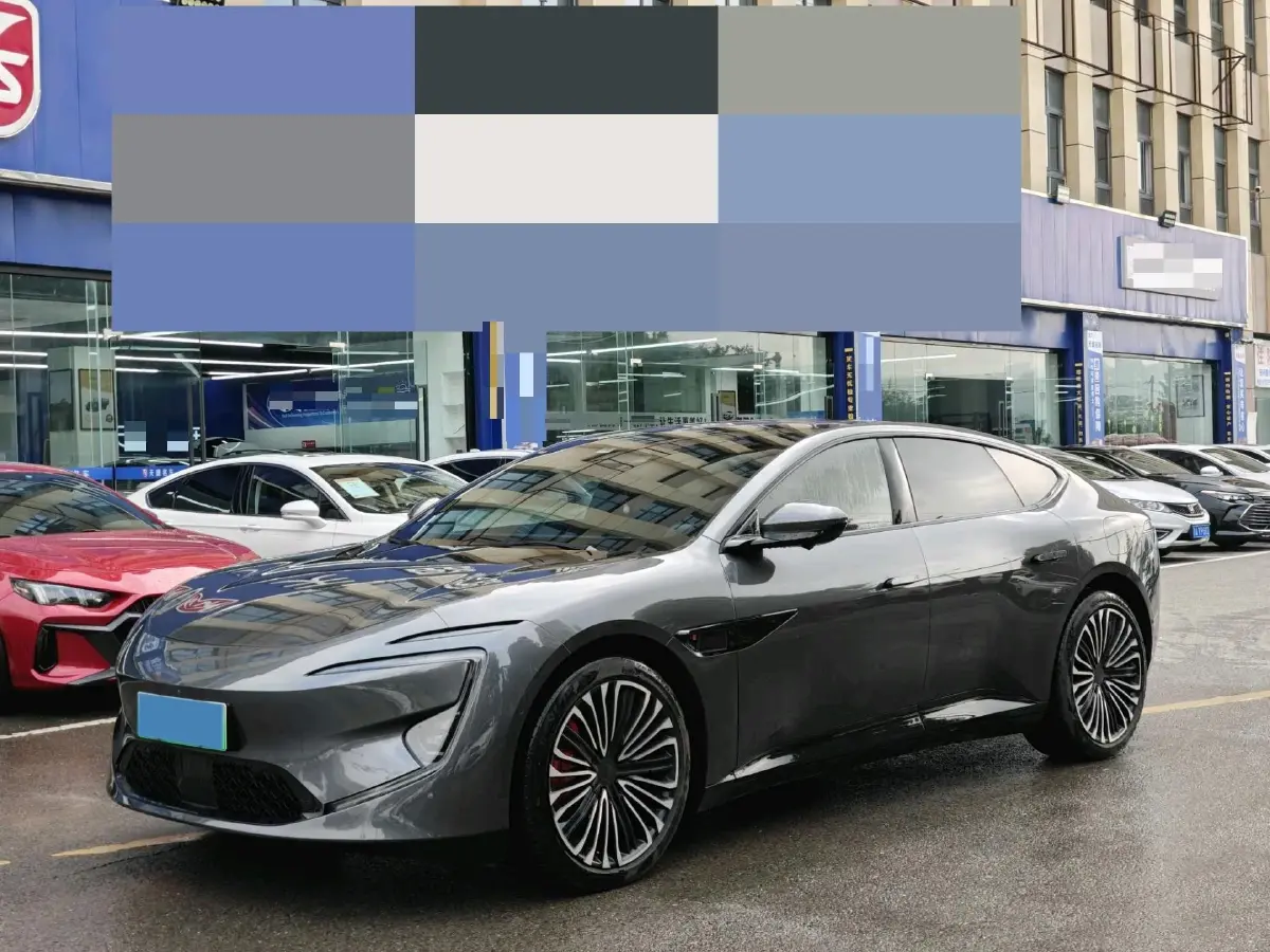 2025 Avatr 12 1.5T 156HP L4 REEV 39.05KWH