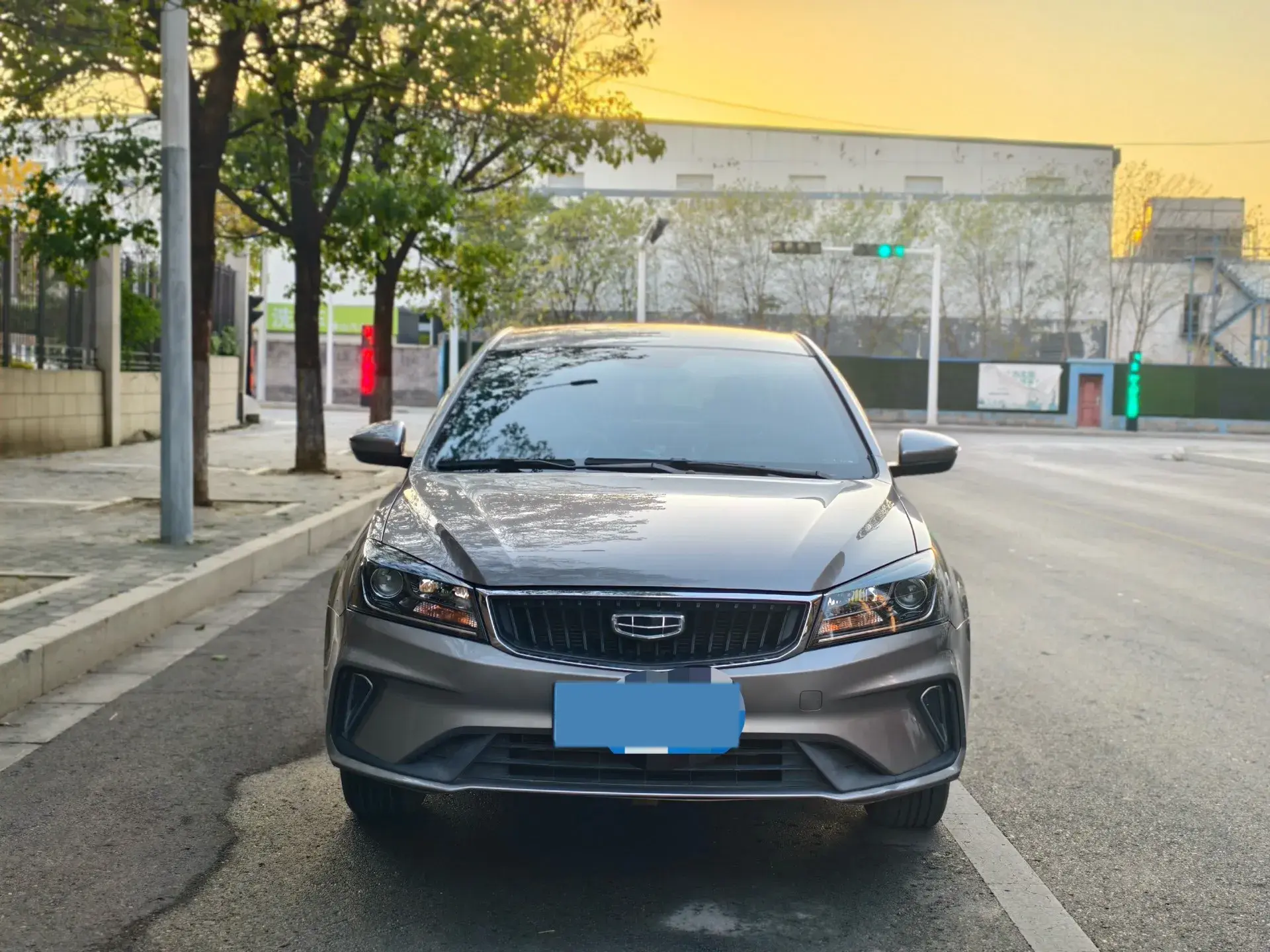 2021 GEELY EMGRAND thumbnail 2