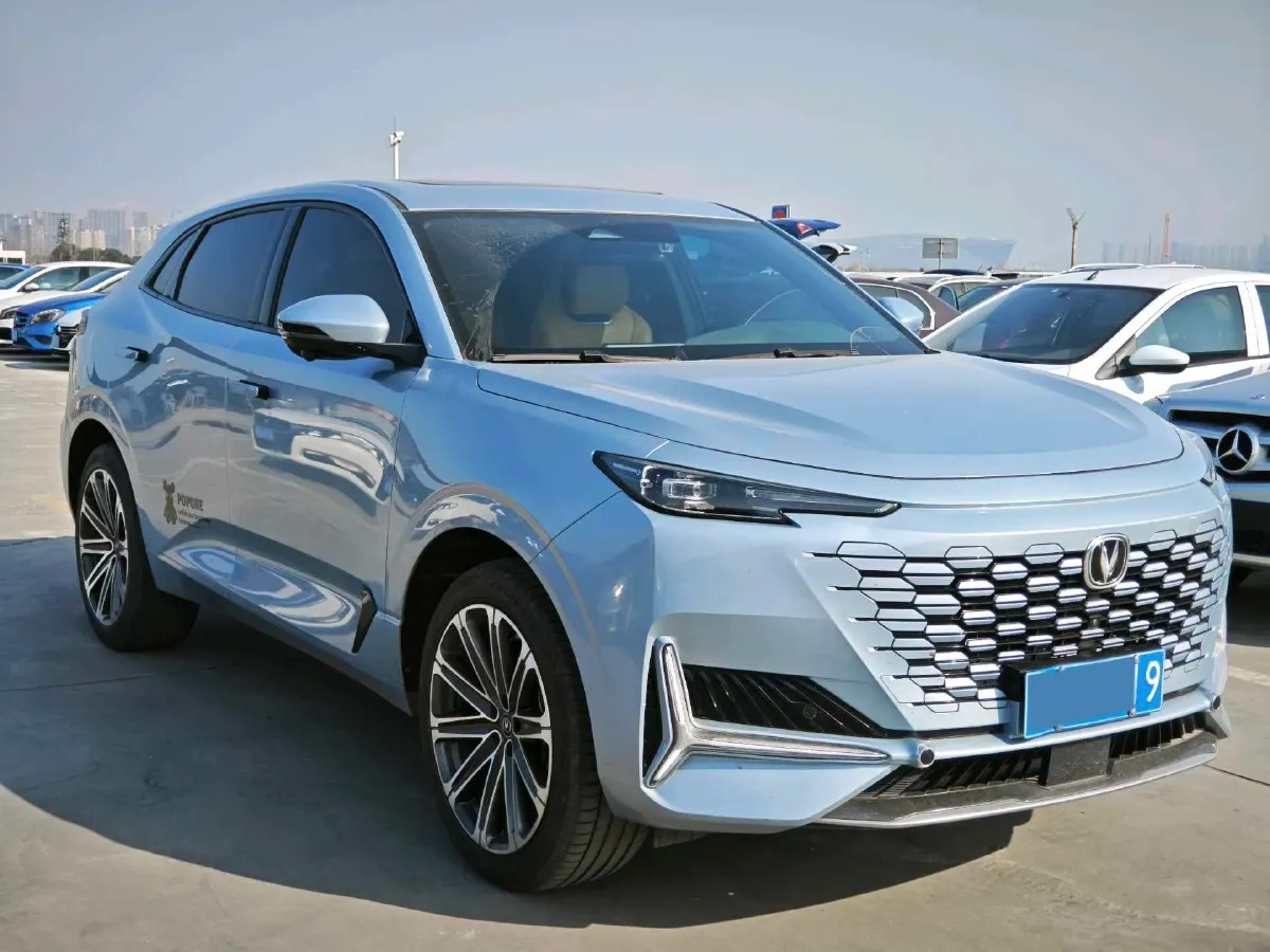 2021 ChangAn UNI-K 2.0T 233HP L4 8AT,autocango,china used car exporter,china ev exporter,chinese used car exporter,chinese used ev exporter