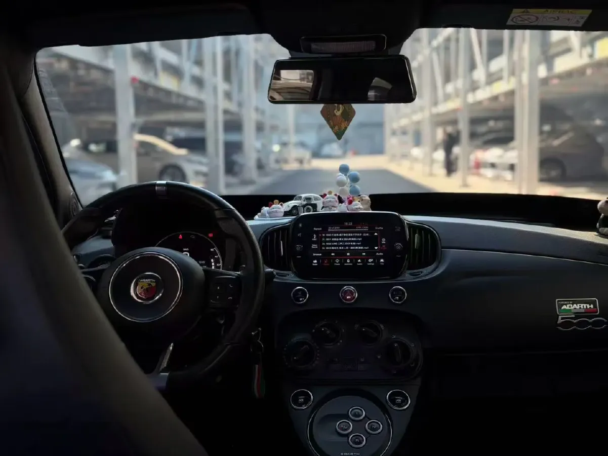 2022 DongFeng Fengon Fengon 500 1.5T 150HP L4 6MT,autocango,china used car exporter,china ev exporter,chinese used car exporter,chinese used ev exporter