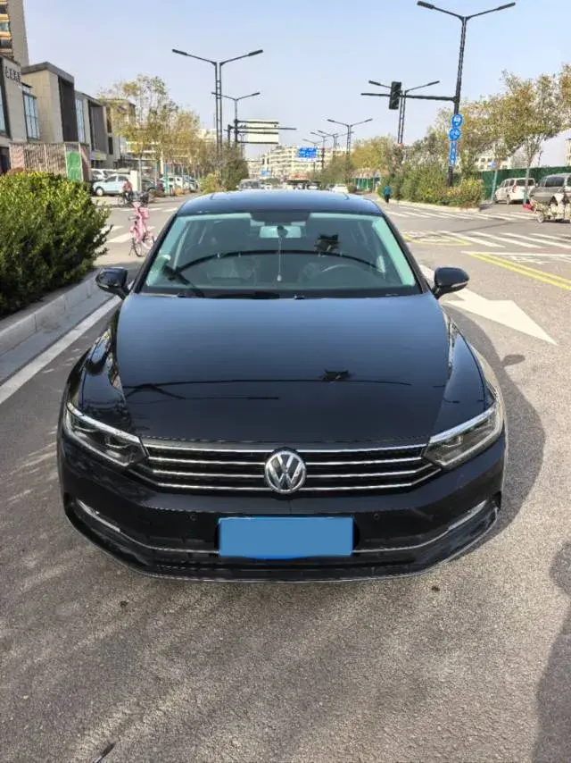 2019 VOLKSWAGEN MAGOTAN thumbnail 2